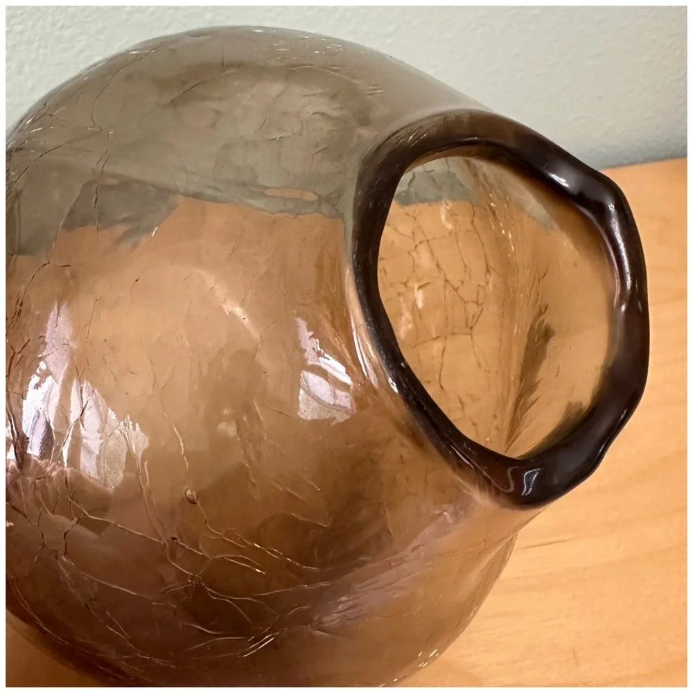 Anthro “Nova Vase” - Picture 7 of 16